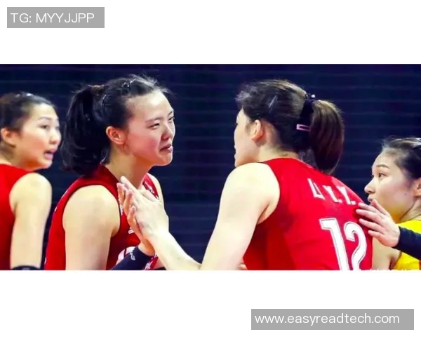 小孩与足球明星亲密互动击掌瞬间感动无数球迷的温馨视频