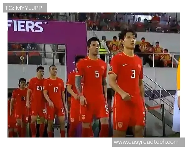 足球明星意外宣布退役引发球迷热议与不舍情感交织