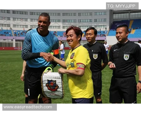 香港足球明星队各成员职责详解与团队协作分析